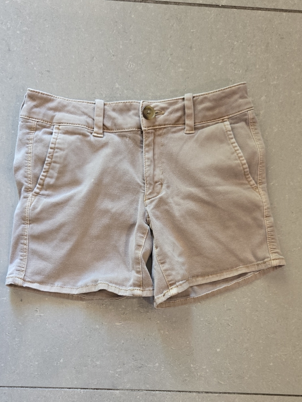 American Eagle Outfitters Tan Women’s Casual Shorts